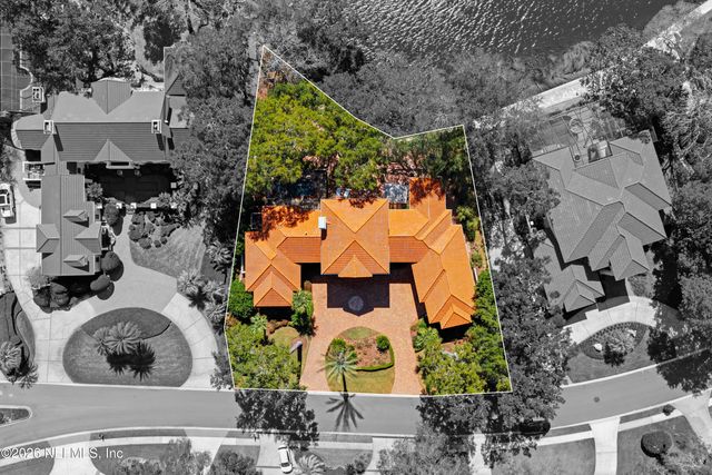 1049 SHIPWATCH Drive E, Jacksonville, FL 32225