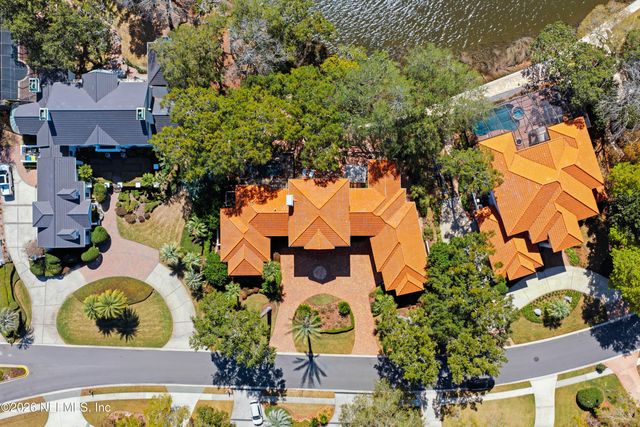 1049 SHIPWATCH Drive E, Jacksonville, FL 32225