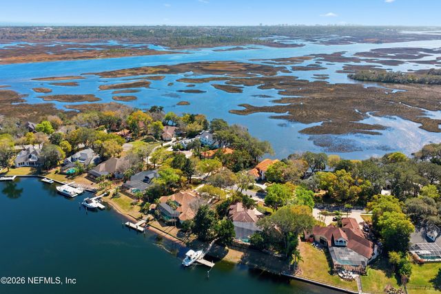 1049 SHIPWATCH Drive E, Jacksonville, FL 32225