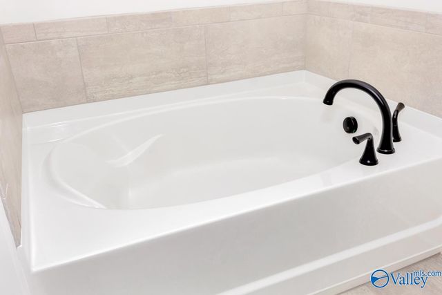 7102 Springwell Court SE, Gurley, AL 35748