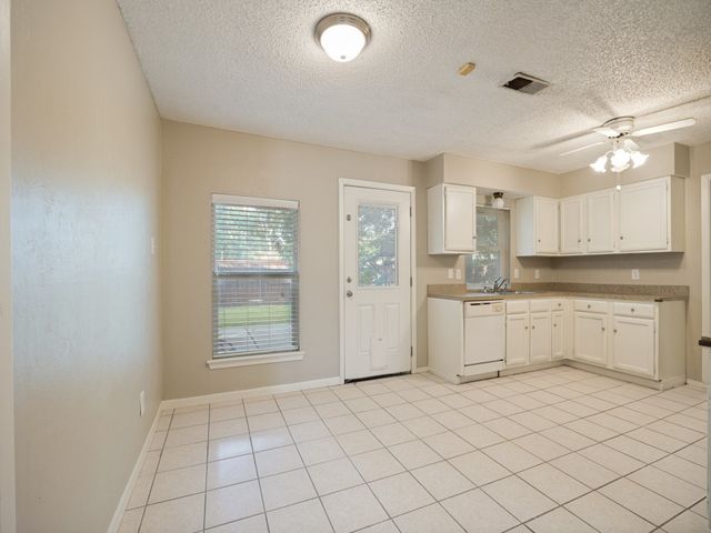 1142 Sicily Drive, Garland, TX 75040