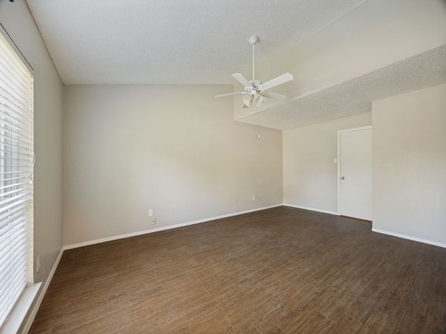 1142 Sicily Drive, Garland, TX 75040
