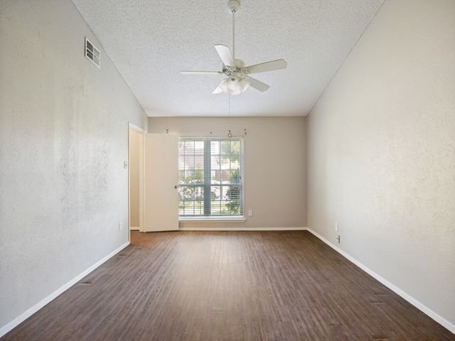 1142 Sicily Drive, Garland, TX 75040