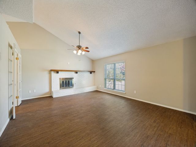 1142 Sicily Drive, Garland, TX 75040