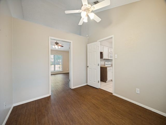 1142 Sicily Drive, Garland, TX 75040