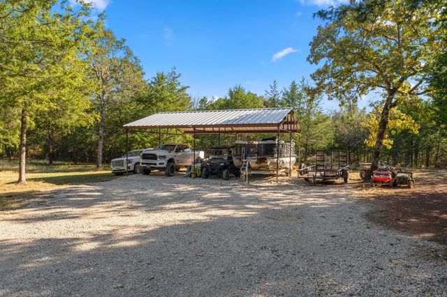 6335 County Road 3602, Bullard, TX 75757