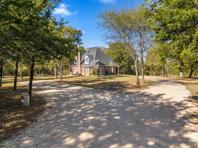 6335 County Road 3602, Bullard, TX 75757