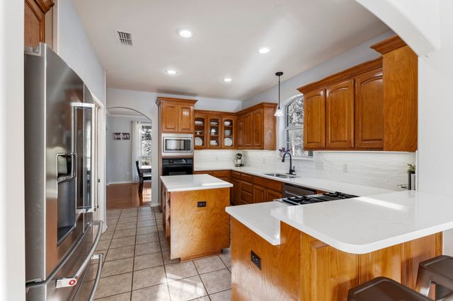 6335 County Road 3602, Bullard, TX 75757