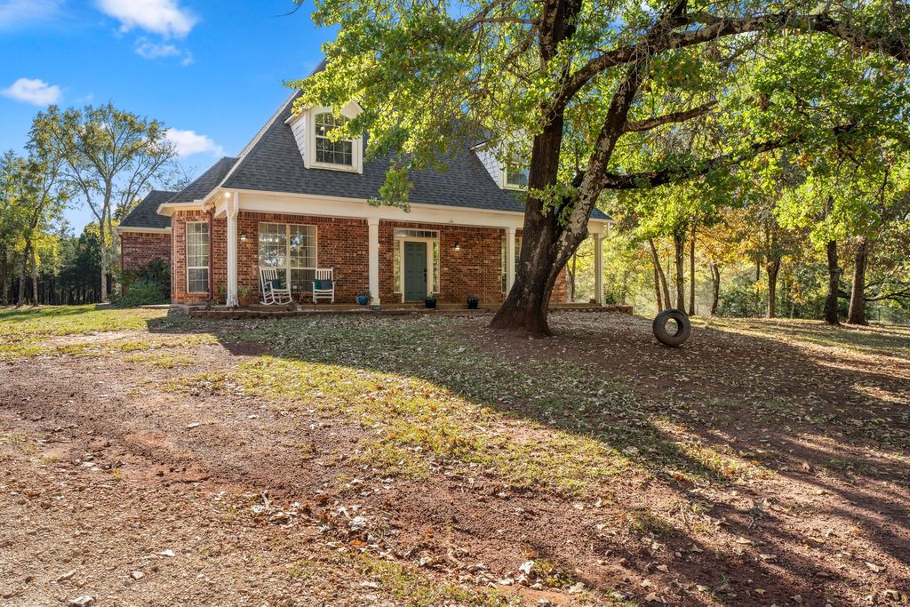 6335 County Road 3602, Bullard, TX 75757