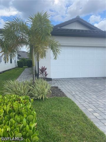 14866 Loggerhead DR, Naples, FL 34120
