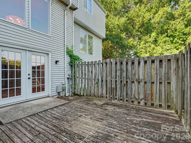 7321 Pebblestone Drive B, Charlotte, NC 28212