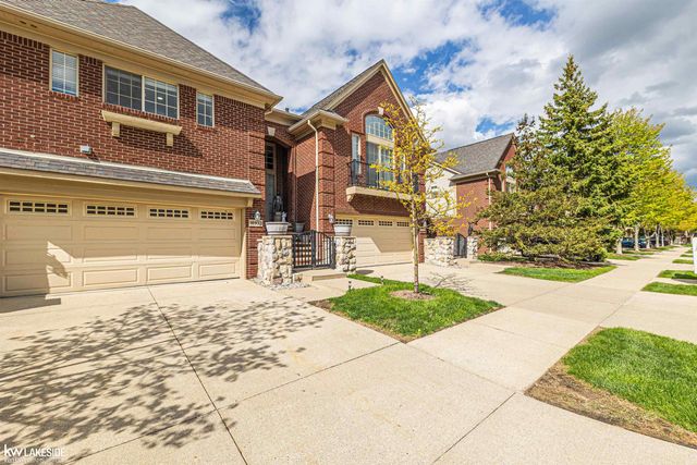 16933 Kensington Drive, Macomb Twp, MI 48044