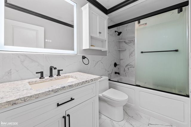 16933 Kensington Drive, Macomb Twp, MI 48044
