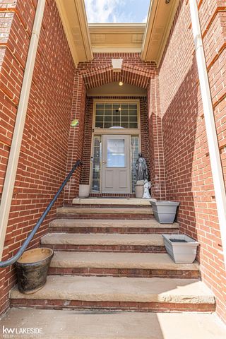 16933 Kensington Drive, Macomb Twp, MI 48044