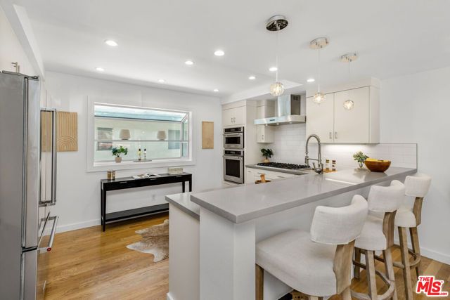 4754 La Villa Marina Unit D, Los Angeles, CA 90292
