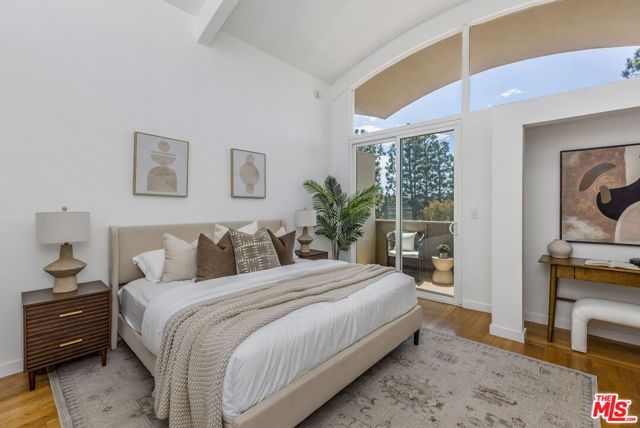 4754 La Villa Marina Unit D, Los Angeles, CA 90292