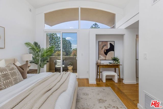 4754 La Villa Marina Unit D, Los Angeles, CA 90292