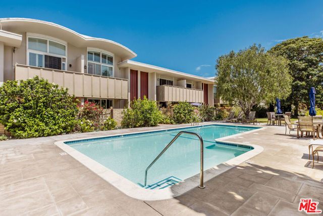 4754 La Villa Marina Unit D, Los Angeles, CA 90292