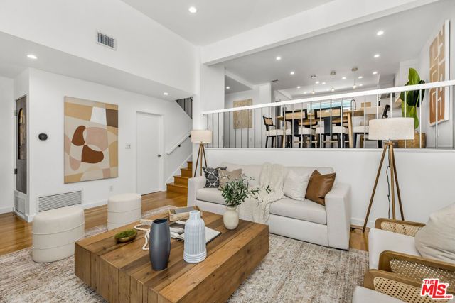 4754 La Villa Marina Unit D, Los Angeles, CA 90292