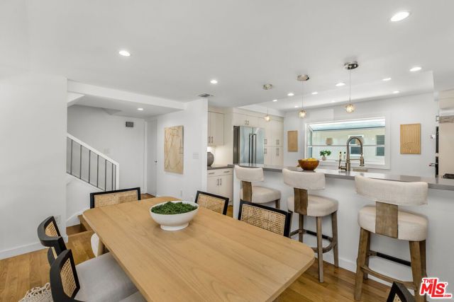 4754 La Villa Marina Unit D, Los Angeles, CA 90292