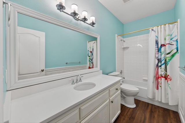 2839 E Brandywine, Fresno, CA 93720