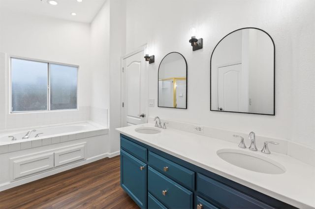 2839 E Brandywine, Fresno, CA 93720