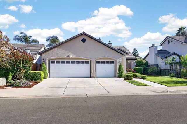 2839 E Brandywine, Fresno, CA 93720