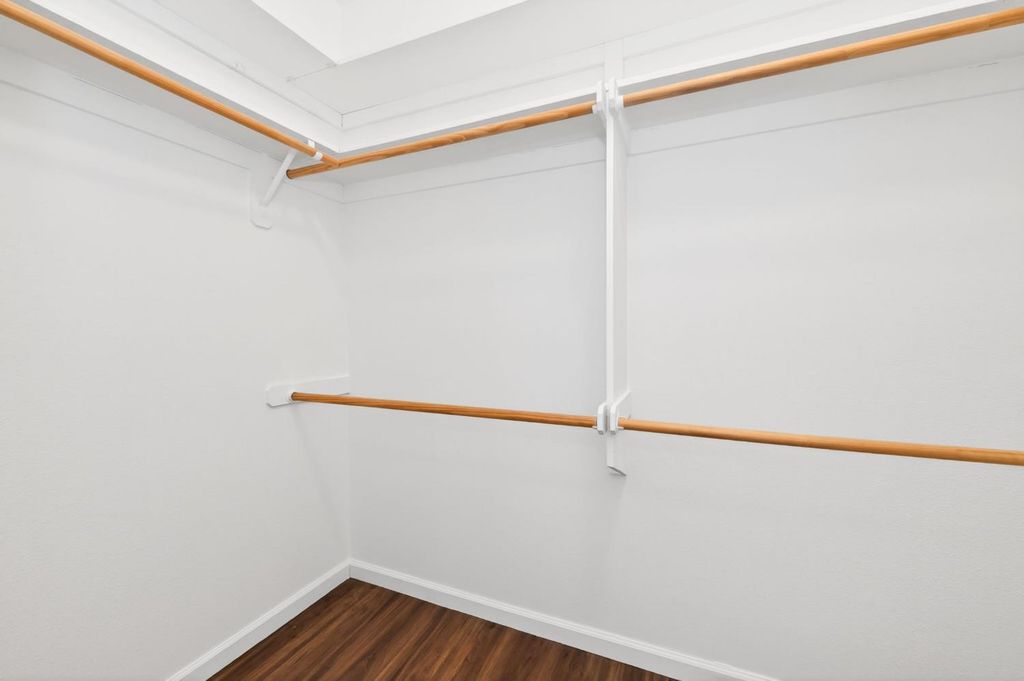 Image 30 of property listing at 2839 E Brandywine, Fresno, CA 93720