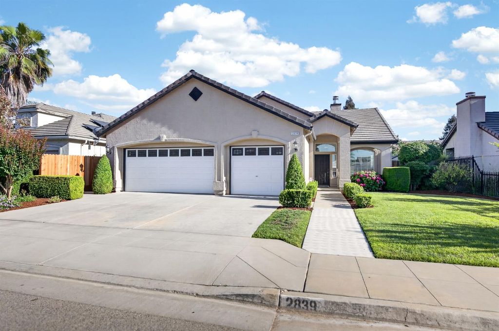 Image 5 of property listing at 2839 E Brandywine, Fresno, CA 93720