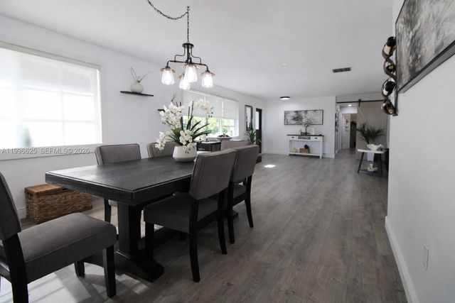 27420 SW 165th Ave, Homestead, FL 33031