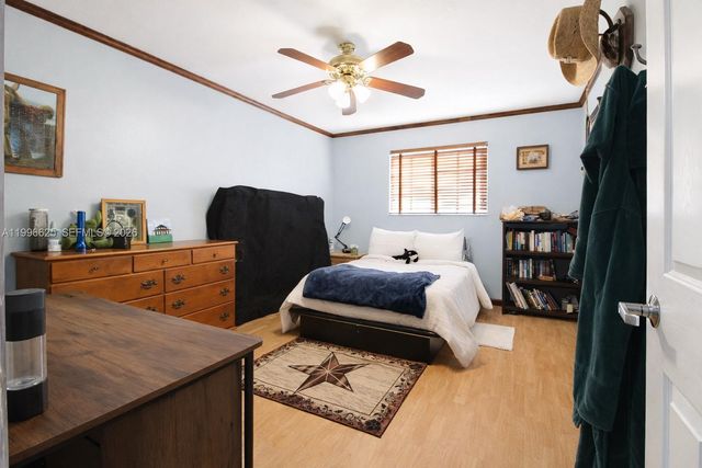 27420 SW 165th Ave, Homestead, FL 33031