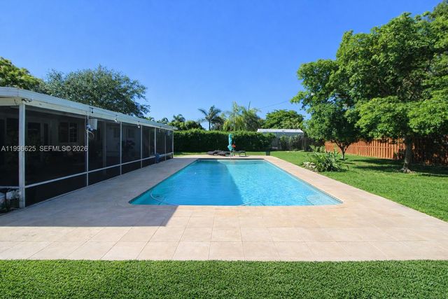 27420 SW 165th Ave, Homestead, FL 33031