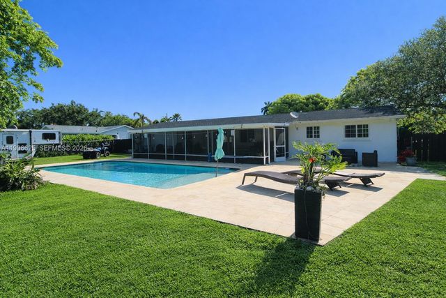 27420 SW 165th Ave, Homestead, FL 33031