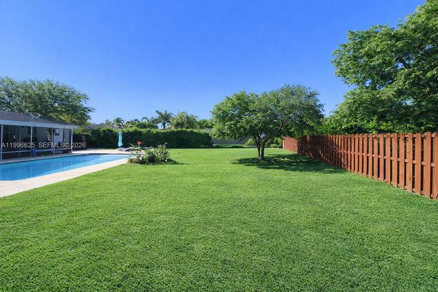 27420 SW 165th Ave, Homestead, FL 33031