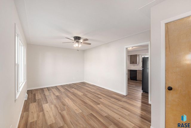 321 N Olive Ave Avenue, Madison, SD 57042