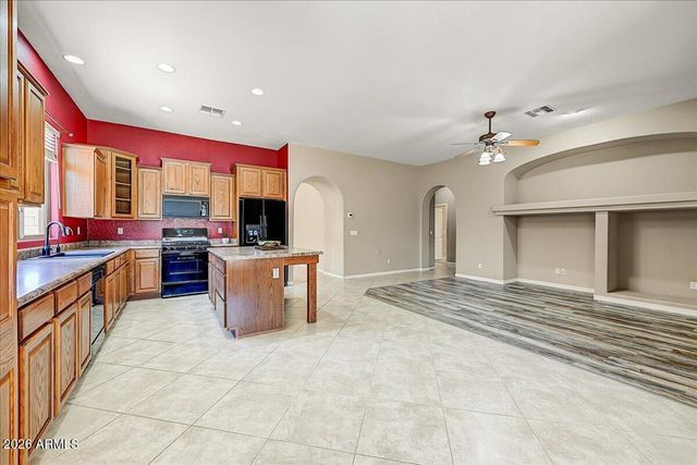 3005 W LANGUID Lane, Phoenix, AZ 85086