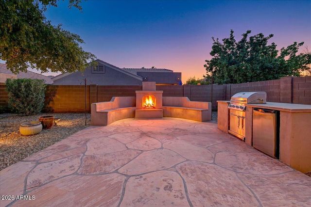 3005 W LANGUID Lane, Phoenix, AZ 85086