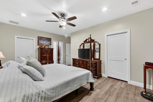 1723 W Avalon Circle, Charleston, SC 29407