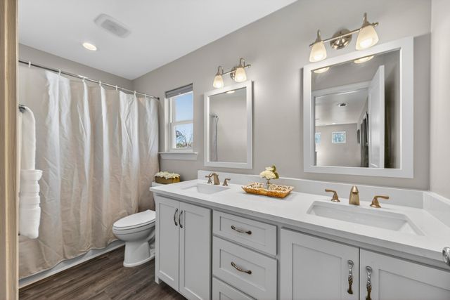 1723 W Avalon Circle, Charleston, SC 29407