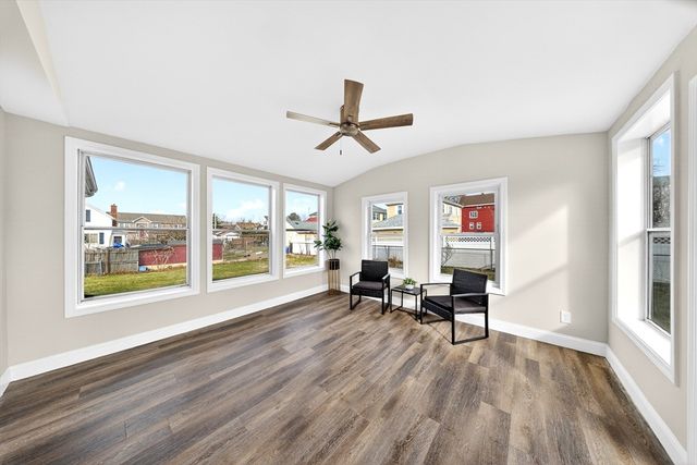 40 Duncan St, Fall River, MA 02721