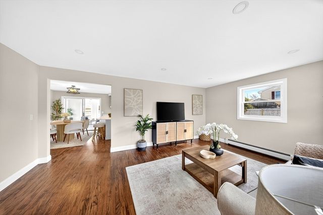 40 Duncan St, Fall River, MA 02721