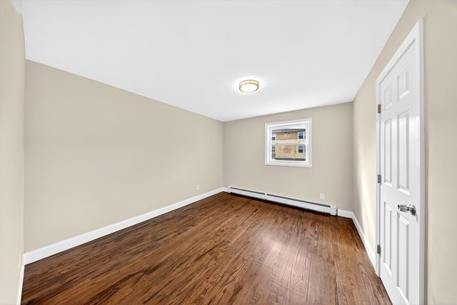 40 Duncan St, Fall River, MA 02721