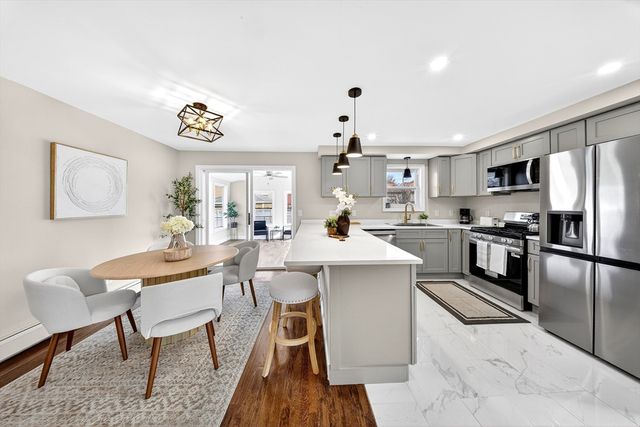 40 Duncan St, Fall River, MA 02721