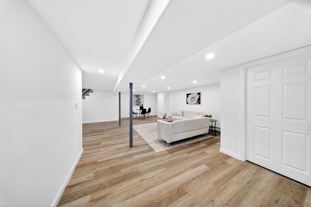 40 Duncan St, Fall River, MA 02721