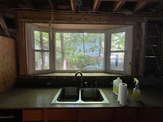 502 Manchester Street, Manchester, NH 03103