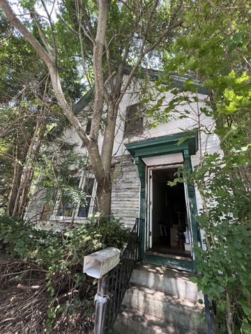 502 Manchester Street, Manchester, NH 03103