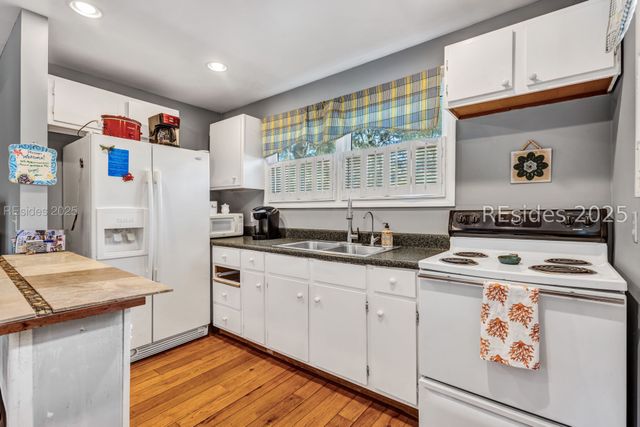 3 Flamingo St, Hilton Head Island, SC 29928