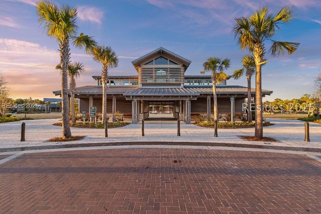 3 Flamingo St, Hilton Head Island, SC 29928