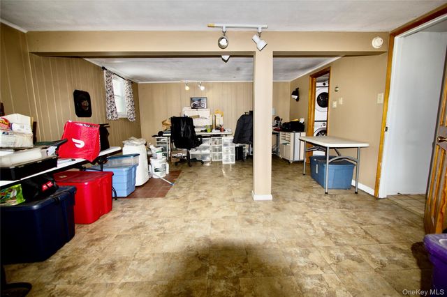 182 Downing Road, Pleasant Valley, NY 12569