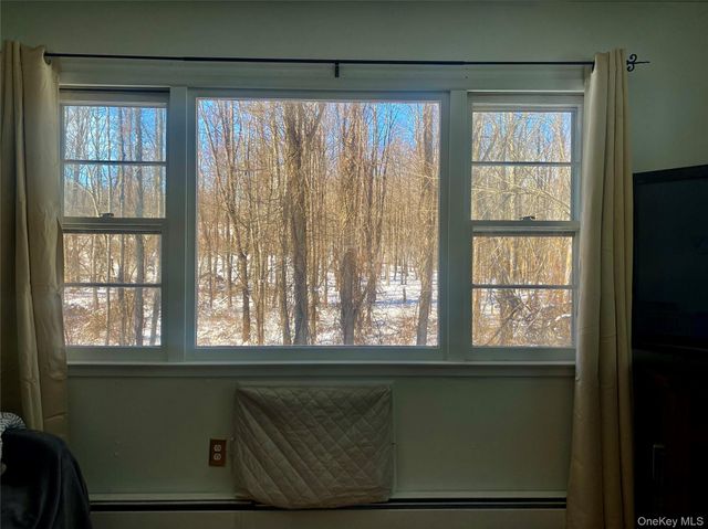 182 Downing Road, Pleasant Valley, NY 12569